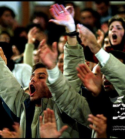تماشاگر یک مستند سیاسی درشبکه افق باشید/ «این یک اعتراض است»